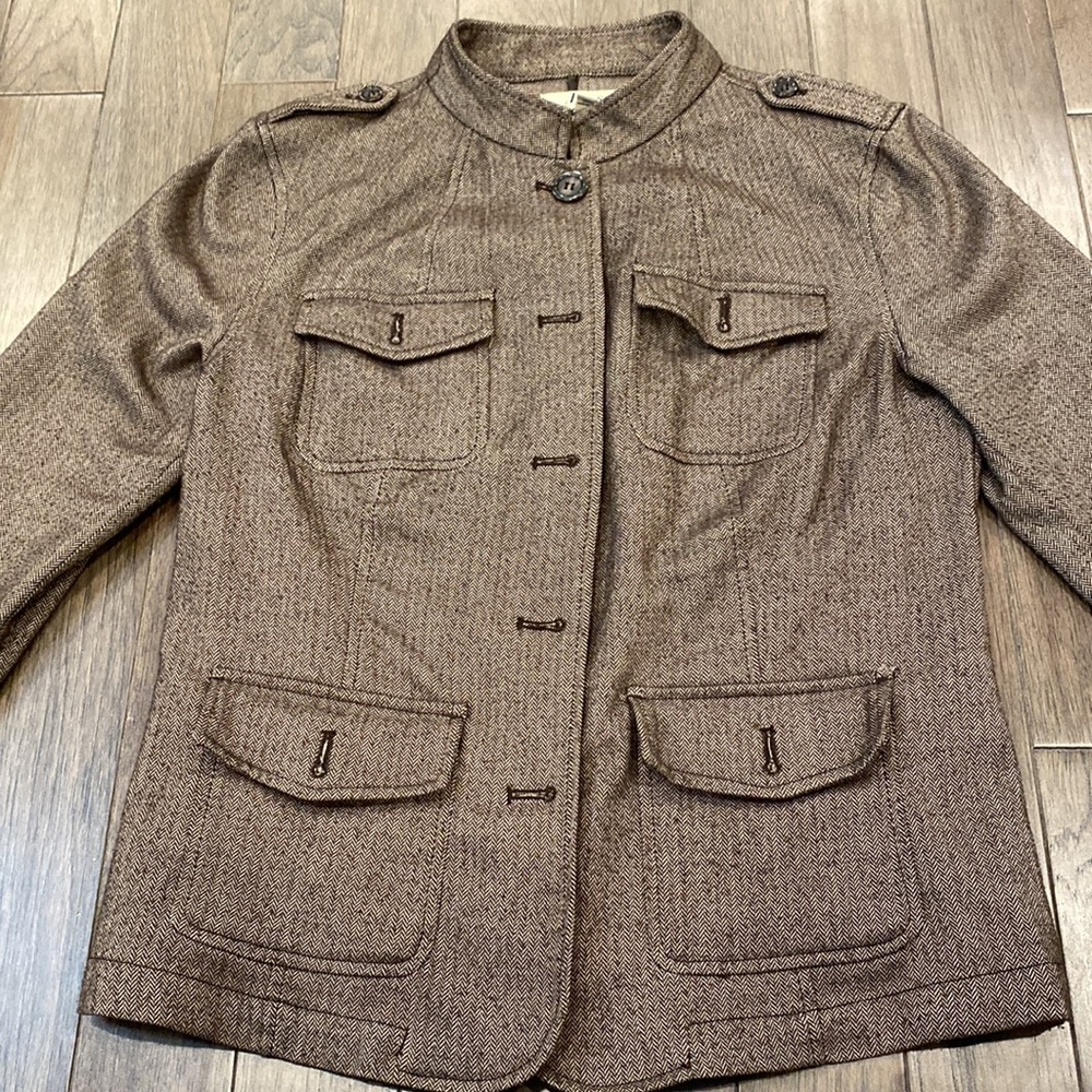 Bass Jacket - Picture 2 of 6